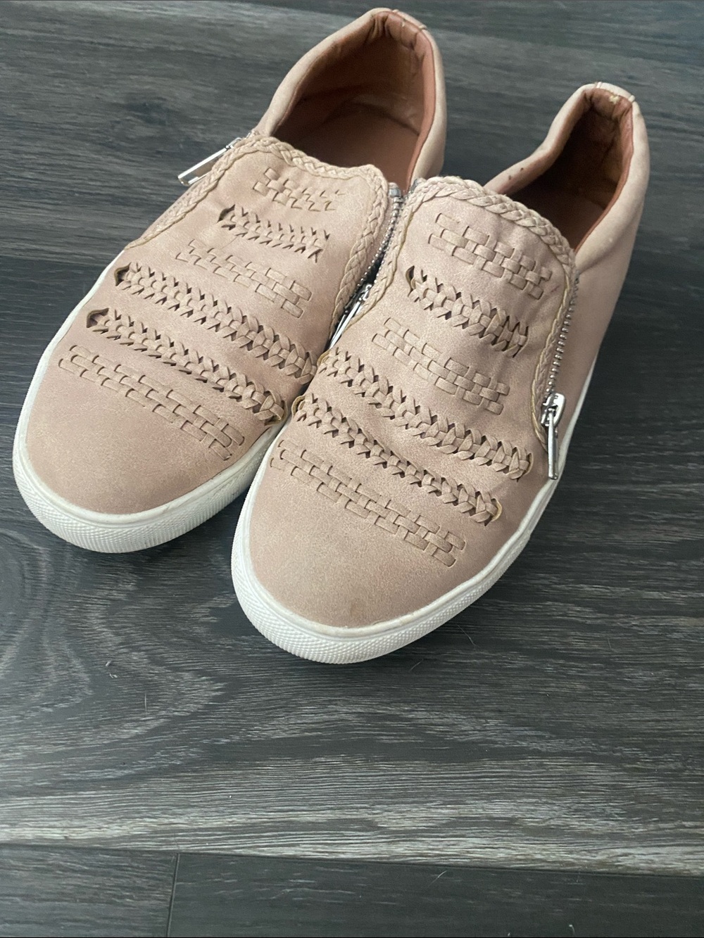 Women’s Casual Slip-On Sneakers in Blush Pink